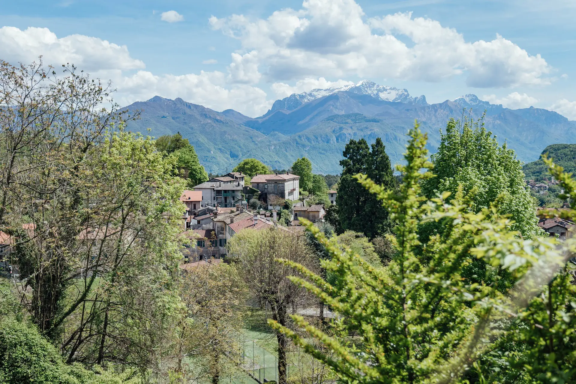 Codogna, Frazione di Grandola ed Uniti