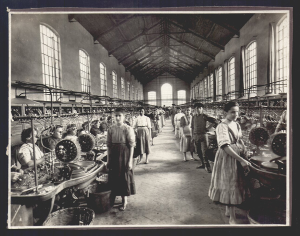 La lavorazione della seta - foto: culturacomo.it