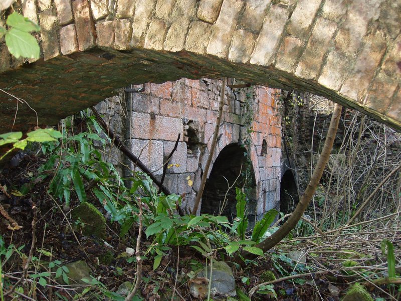 Vecchio forno della Val Sanagra